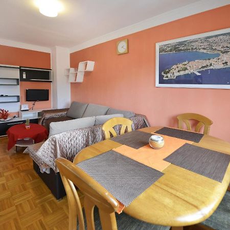 Apartman Kuki Πόρετς Εξωτερικό φωτογραφία