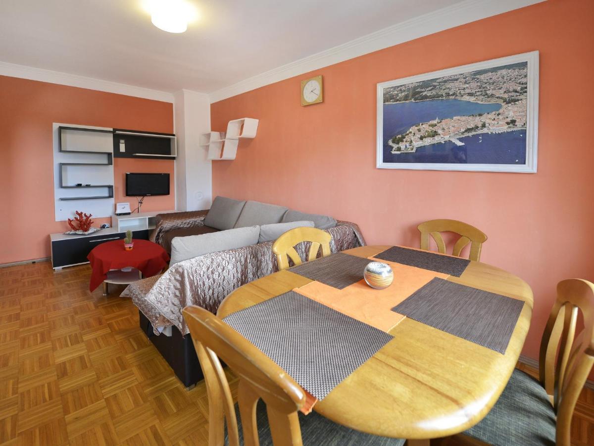 Apartman Kuki Πόρετς Εξωτερικό φωτογραφία