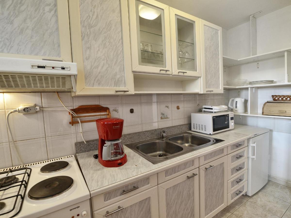 Apartman Kuki Πόρετς Εξωτερικό φωτογραφία